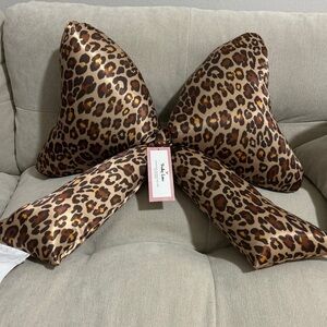 Oversized Satin Bow Shaped Pillow - Leopard
